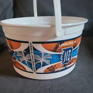 Detroit tigers popcorn bucket